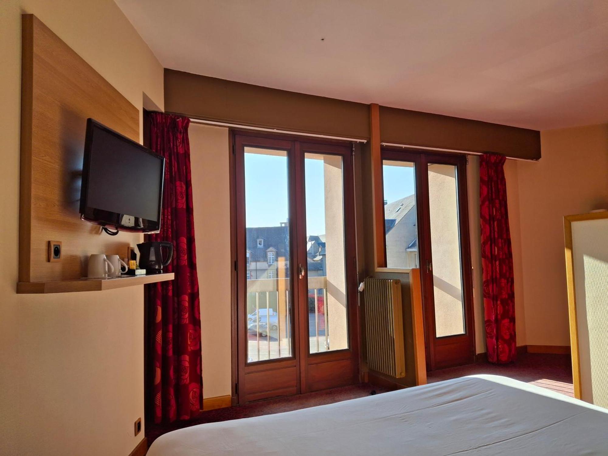 Hôtel Tour Maje Rodez Exterior foto