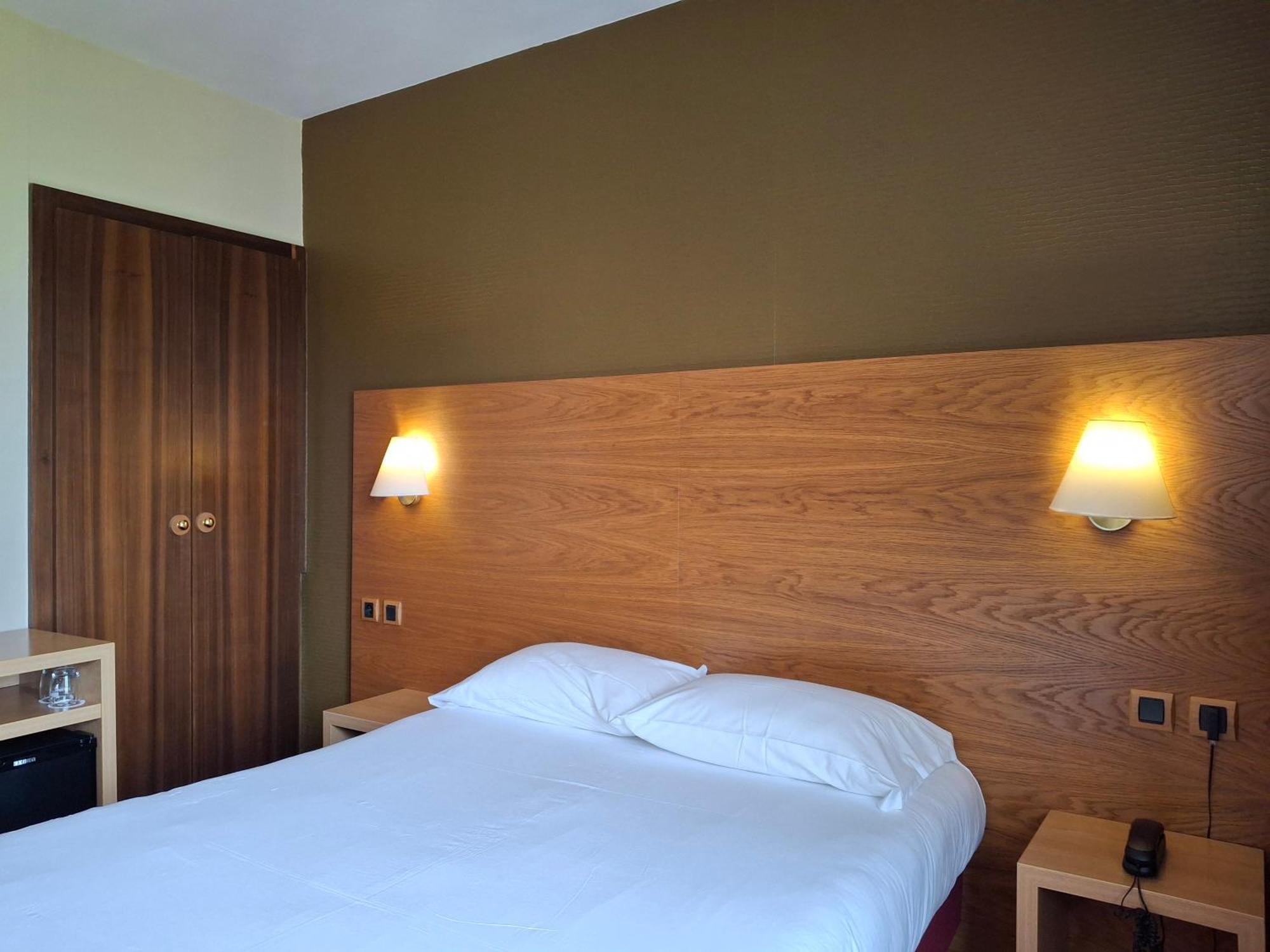 Hôtel Tour Maje Rodez Exterior foto