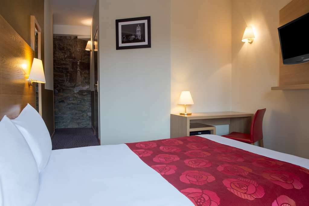 Hôtel Tour Maje Rodez Quarto foto
